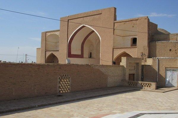 52 میلیارد ریال تسهیلات در بخش گردشگری سرایان پرداخت شد 52 میلیارد ریال تسهیلات در بخش گردشگری سرایان پرداخت شد