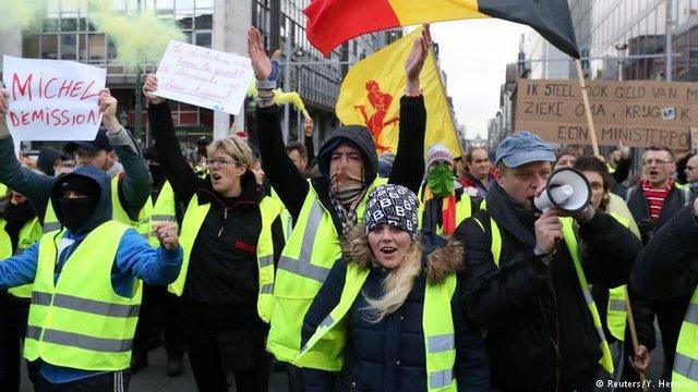 اعلام همبستگی حزب چپ آلمان با جلیقه زردها