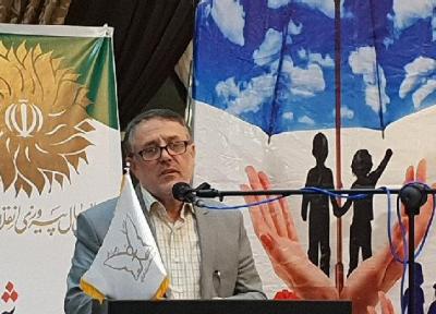 نظام اسلامی باید در فقر زدایی پیشگام باشد