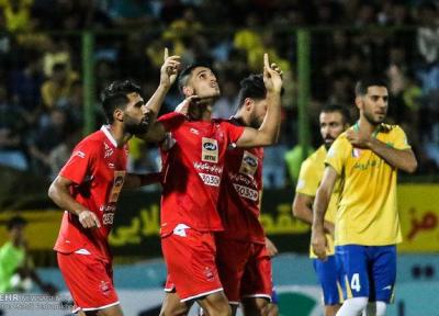 پیروزی سخت پرسپولیس مقابل صنعت نفت، صدر جدول دوباره جابجا شد