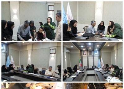 کارگاه آموزشی رفوگری سنتی روی پارچه در مجموعه نیاوران برگزار گردید