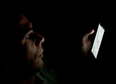 اسمارت فون ها موجب خستگی بیشتر و بهره وری کمتر افراد می شوند