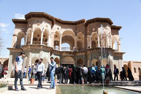 کرمان آماده میزبانی از موج دوم مسافران نوروزی است کرمان آماده میزبانی از موج دوم مسافران نوروزی است