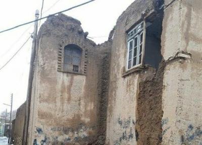 خسارت سیل به خانه تاریخی ساری اصلانی کنگاور