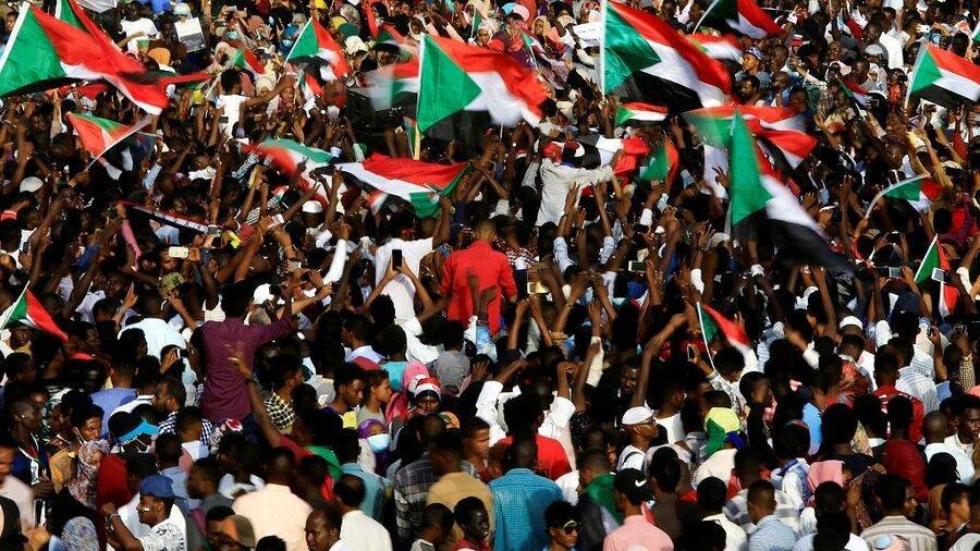 تظاهرات گسترده سودانی ها علیه شورای نظامی انتقالی
