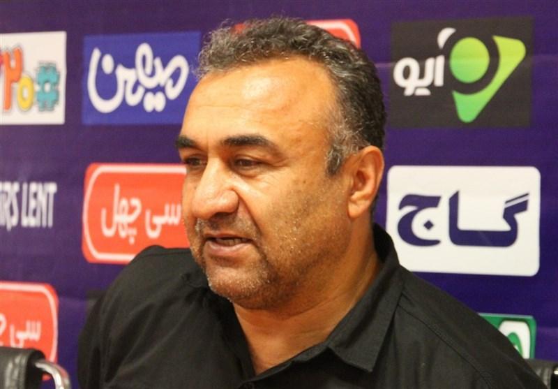 عدم حضور دست نشان در نشست خبری عدم حضور دست نشان در نشست خبری