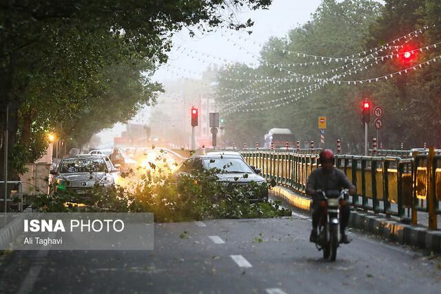 طوفان در تهران و 6 استان دیگر از عصر امروز