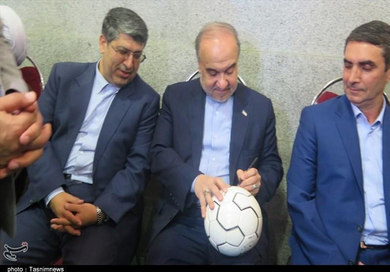 وزیر ورزش: سازمان لیگ استانداردهای AFC را با جدیت پیگیری کند، لیگ سال جاری با شرایط بهتری دنبال می گردد