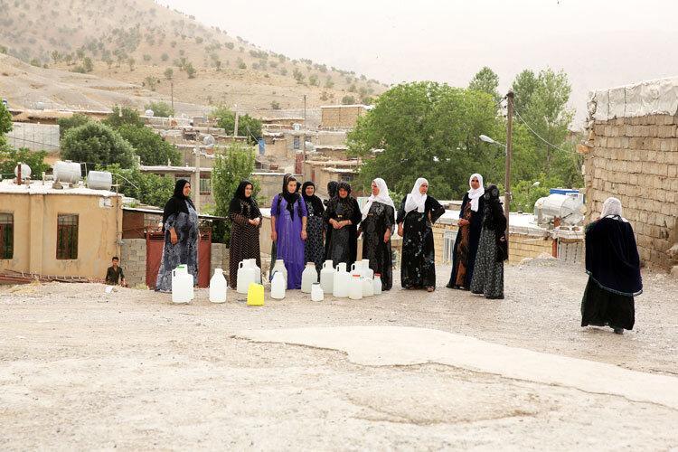 گلوی روستاهای دهلران خشک شد گلوی روستاهای دهلران خشک شد