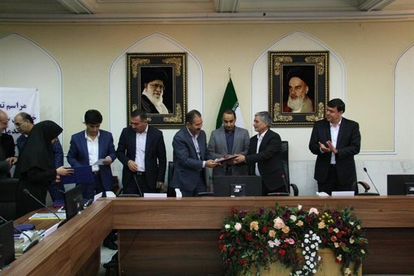 توزیع مناسب سفر در تمام شهرستان های استان اصفهان برای اولین توزیع مناسب سفر در تمام شهرستان های استان اصفهان برای اولین بار، اجرای بیش از 4هزار رویداد فرهنگی ویژه گردشگران