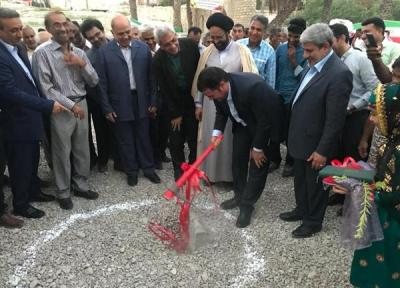 کلنگ احداث بازارچه صنایع دستی شهر فین در استان هرمزگان به زمین زده شد