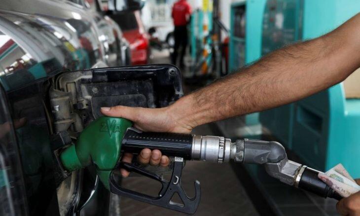 کمبود بنزین در عربستان خودروها را به صف کرد