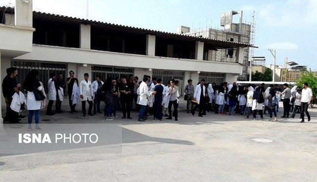 تحصن و اعتراض دانشجویان دانشکده دندانپزشکی بندرعباس