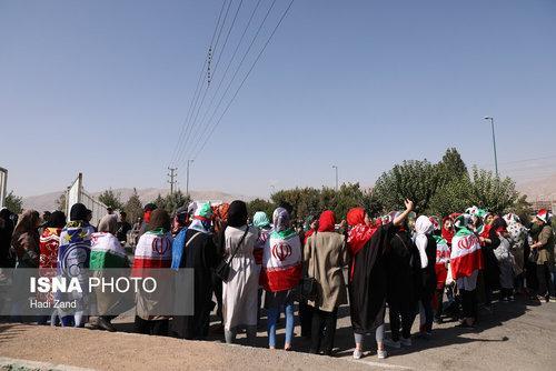 زنان در آزادی (عکس) زنان در آزادی (عکس)