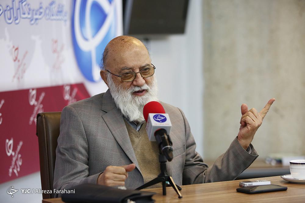 آمریکا به دنبال قطع مراودات کشور های همسایه با ایران است آمریکا به دنبال قطع مراودات کشور های همسایه با ایران است