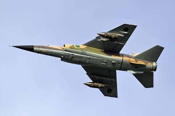 بمباران الزاویه لیبی از سوی جنگنده های حفتر