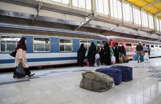 پیش فروش بلیت قطار های نوروزی از 14 بهمن شروع می شود پیش فروش بلیت قطار های نوروزی از 14 بهمن شروع می شود
