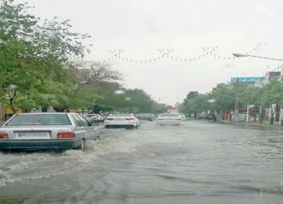 آب گرفتگی برخی نقاط مشهد در پی بارندگی های اخیر