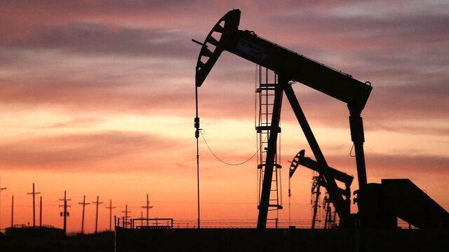 آژانس بین المللی انرژی: قیمت نفت دیگر کفاف هزینه های استخراج آن را نمی دهد