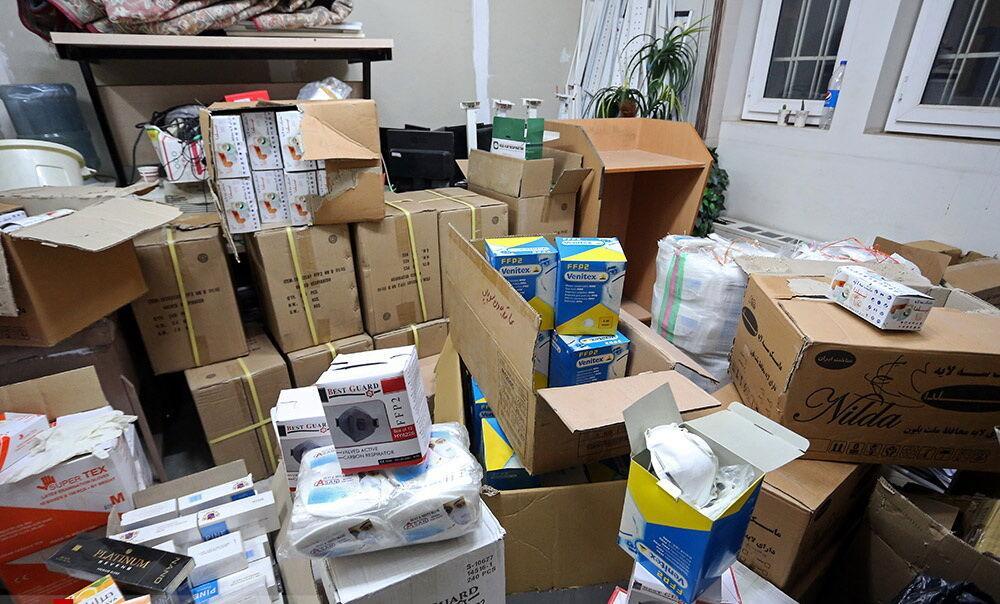 خبرنگاران کشف هفت هزار دست کالای پزشکی قاچاق در البرز
