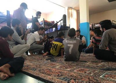 زندگی فوتبالی بچه ها کار در برنامه شکلات تلخ
