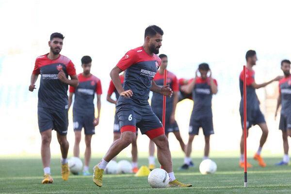 بی خبری بازیکنان پرسپولیس از تعطیلی تمرین بی خبری بازیکنان پرسپولیس از تعطیلی تمرین