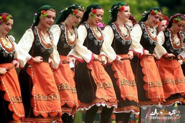 چرا لباس محلی بلغارستان، چیزی بیش از یک لباس زیبا است؟ چرا لباس محلی بلغارستان، چیزی بیش از یک لباس زیبا است؟
