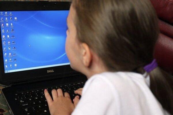 انگلیس برای حفاظت از بچه ها به شرکت های فناوری مهلت داد انگلیس برای حفاظت از بچه ها به شرکت های فناوری مهلت داد