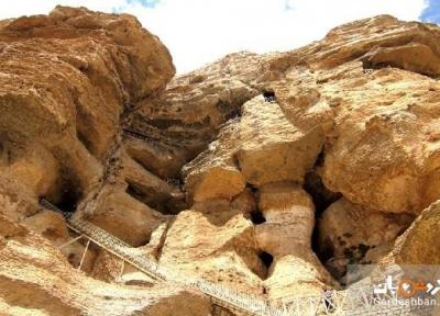 غار کرفتو از آثار باستانی سنندج، عکس