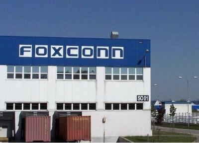 فاکسکان برای خودروهای برقی باتری می سازد