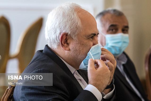 استقبال وزیر خارجه ونزوئلا از ورود ظریف به کاراکاس استقبال وزیر خارجه ونزوئلا از ورود ظریف به کاراکاس