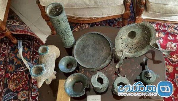 اعلام کشف عتیقه جات 1500 ساله در سمنان اعلام کشف عتیقه جات 1500 ساله در سمنان