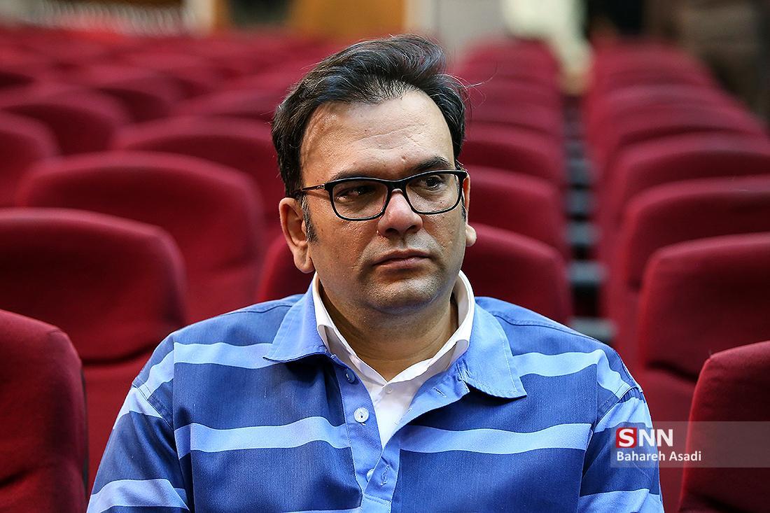 دوازدهمین جلسه پرونده بانک سرمایه ، وکیل امامی: هیچ وکیلی دوازدهمین جلسه پرونده بانک سرمایه ، وکیل امامی: هیچ وکیلی مفتی حرف نمی زند!