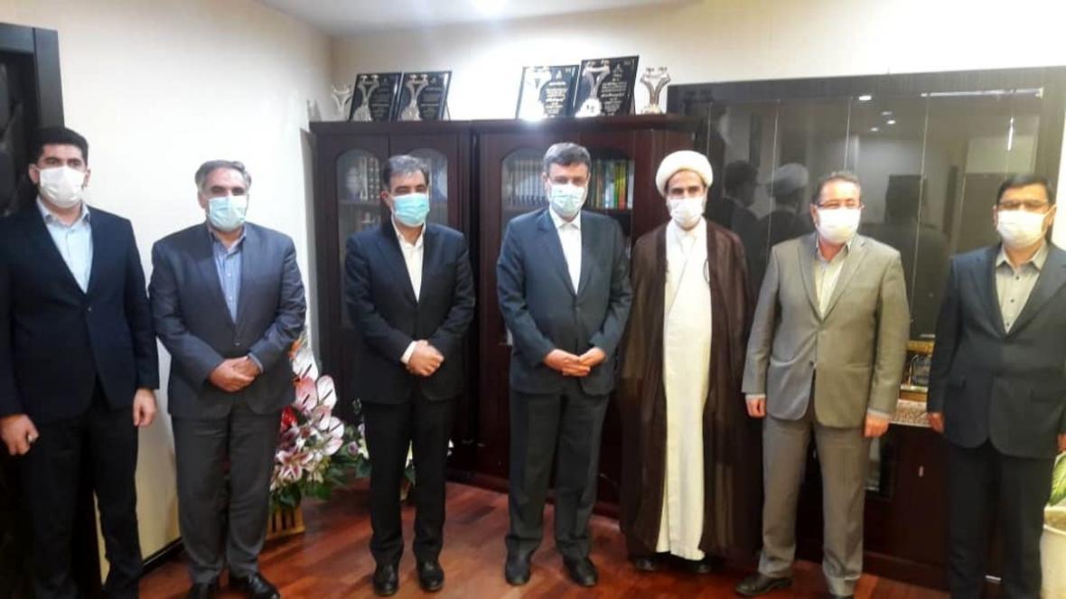 حضور نائب رییس اول مجلس شورای اسلامی در بیمه ایران حضور نائب رییس اول مجلس شورای اسلامی در بیمه ایران
