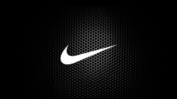 معرفی برند نایک (Nike) و داستان موفقیت آن