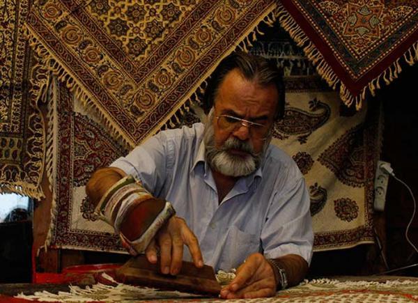 آشنایی با هنر قلمکاری آشنایی با هنر قلمکاری