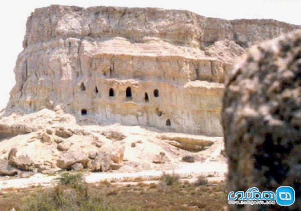 قلعه و غارهای تاریخی خربس قشم؛ دیدنی بی نظیر در جنوب ایران قلعه و غارهای تاریخی خربس قشم؛ دیدنی بی نظیر در جنوب ایران