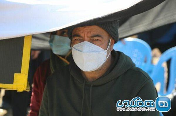 عکسی جالب از سعید آقاخانی در حال کارگردانی سریال نون خ عکسی جالب از سعید آقاخانی در حال کارگردانی سریال نون خ