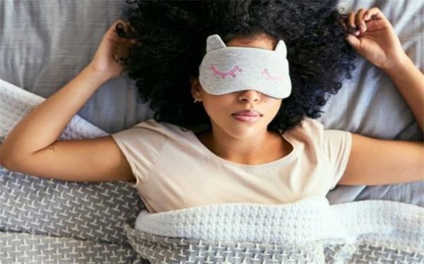 با خواب آلودگی بعداز خوردن غذا چه کنیم؟