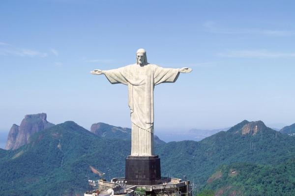با تور مجازی از تندیس مسیح در ریو دوژانیرو تماشا کنید