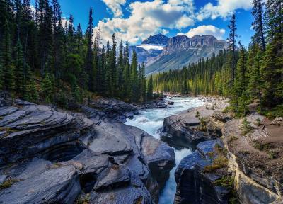 سفری برای کسب آرامش در دل طبیعت کانادا