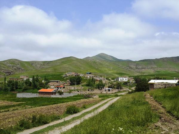 روستایی در ایران که مردمانش رومانیایی صحبت می کنند!